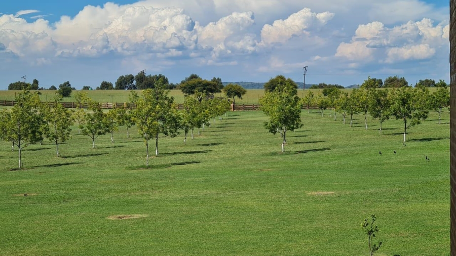 4 Bedroom Property for Sale in Oranjeville Free State